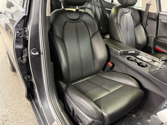 Used 2021 Genesis G70 2.0T image 22