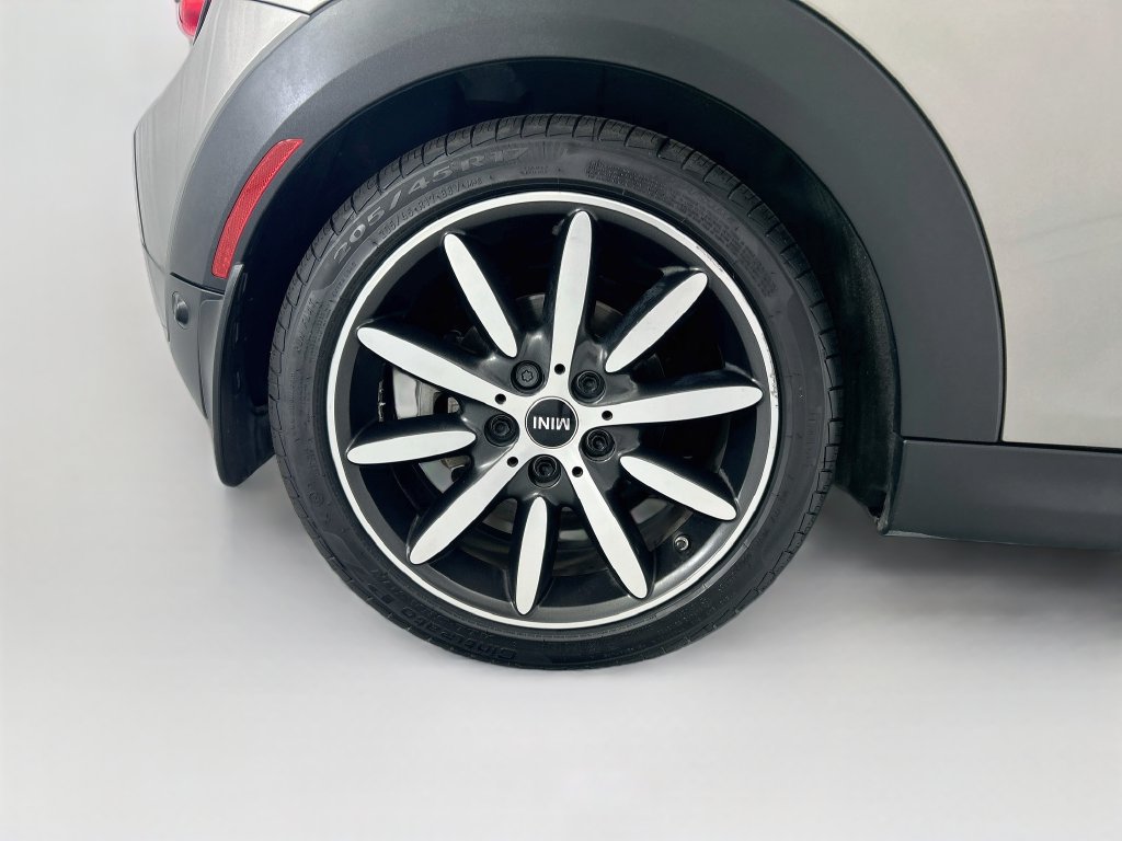 Used 2016 MINI Cooper Convertible FWD image 29