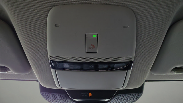 Used 2025 Nissan Ariya AWD image 11