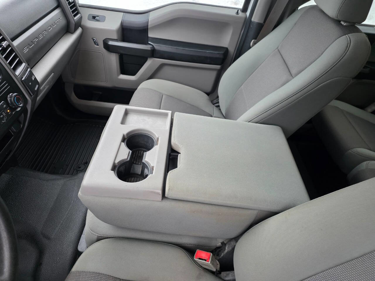 Used 2019 Ford F250 XL w/ Power Equipment Group image 28