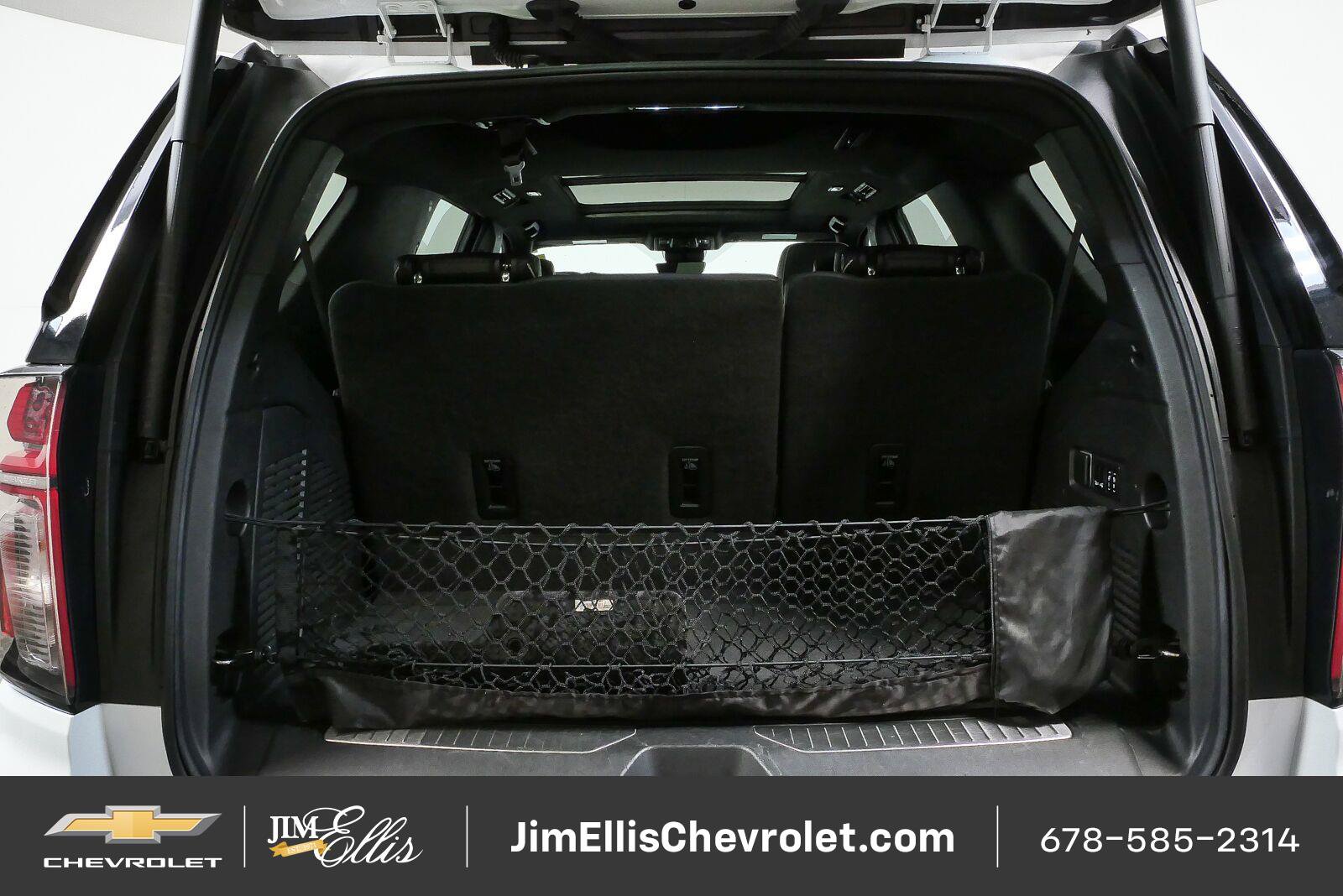 Used 2023 Chevrolet Tahoe Premier w/ Premium Package 2 AWD/4WD image 26
