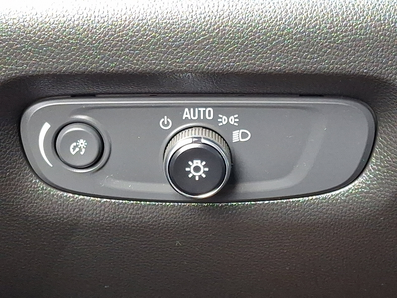 Certified 2023 Chevrolet Traverse LT image 26