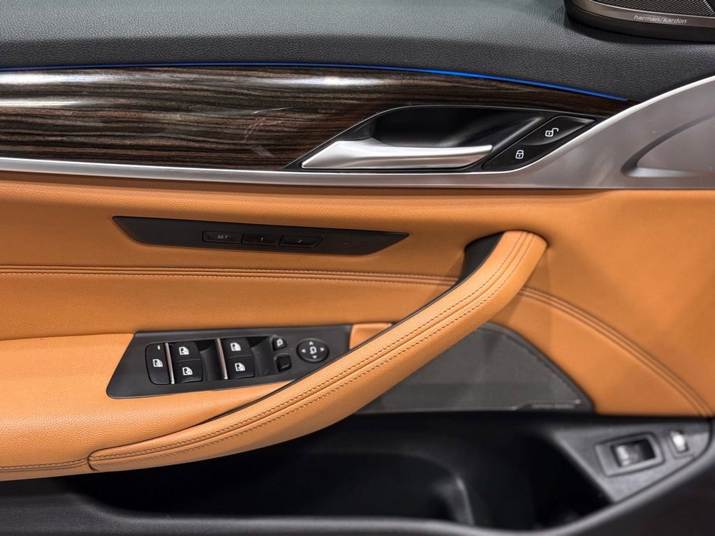 Certified 2023 BMW 530e xDrive w/ Premium Package AWD/4WD image 20