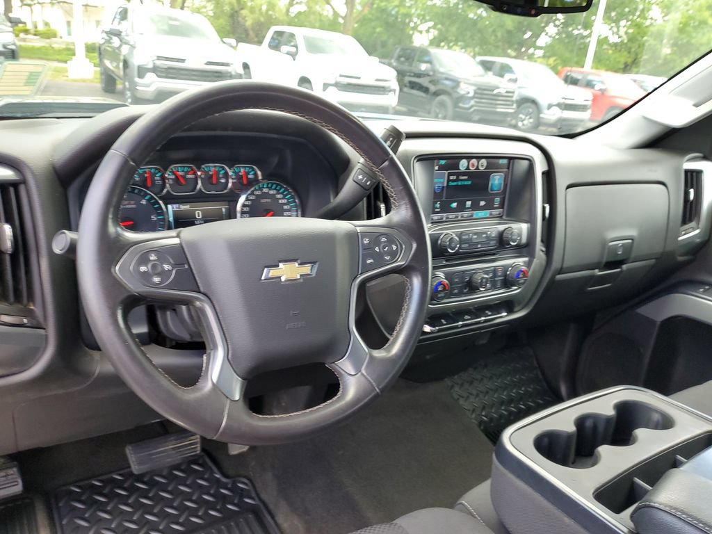 Used 2016 Chevrolet Silverado 1500 LT w/ All Star Edition AWD/4WD image 7