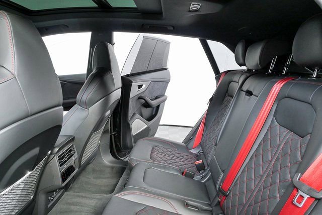 New 2026 Audi Q8 Prestige image 22