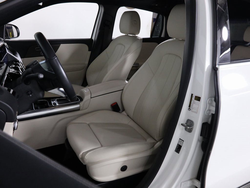 Certified 2026 Mercedes-Benz GLA 250 4MATIC image 40