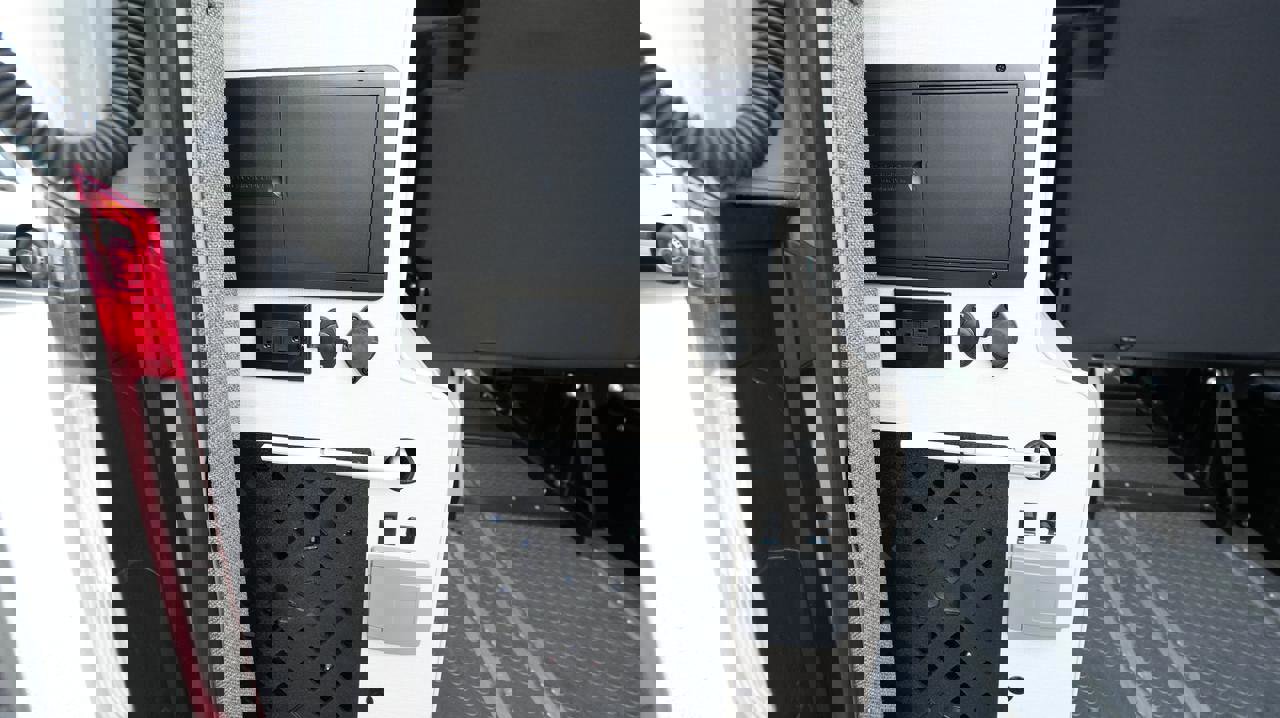 Used 2022 Mercedes-Benz Sprinter 144 Cargo image 47