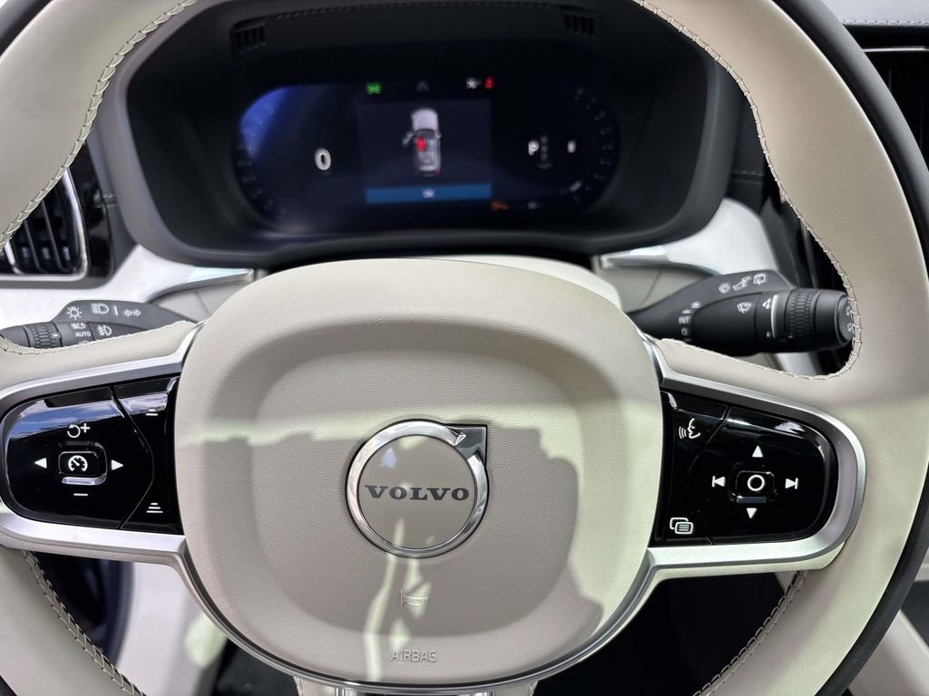 New 2026 Volvo XC60 B5 Ultra w/ Protection Package Premier image 16