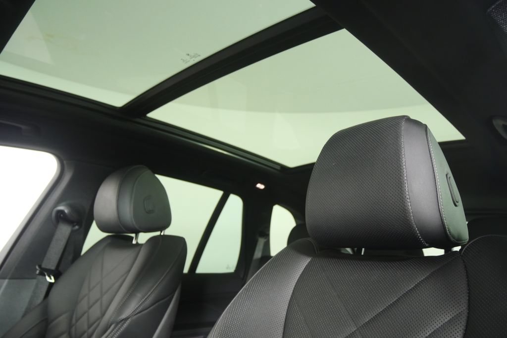 Used 2023 BMW X5 xDrive40i AWD/4WD image 11