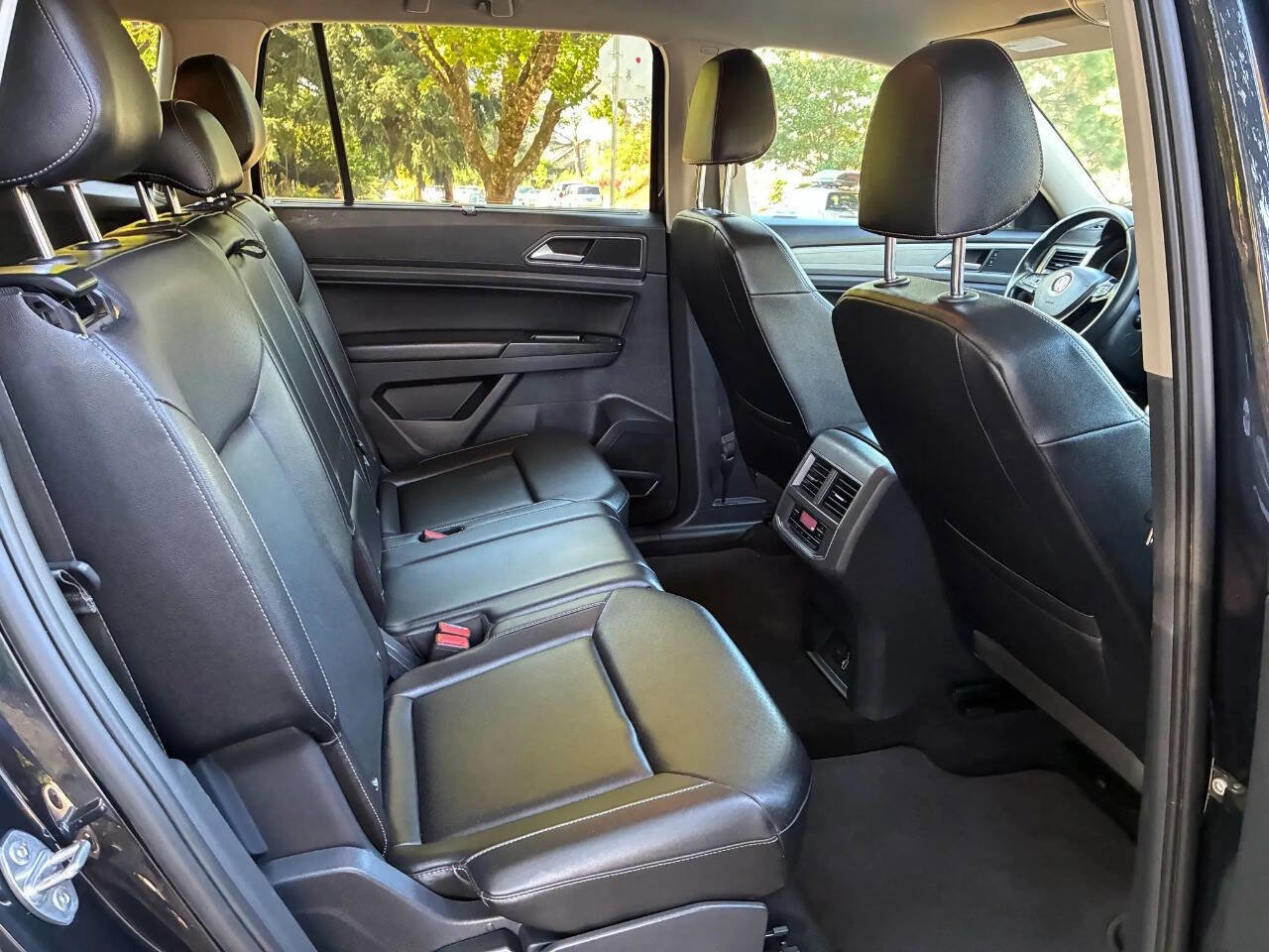 Used 2018 Volkswagen Atlas SE image 11