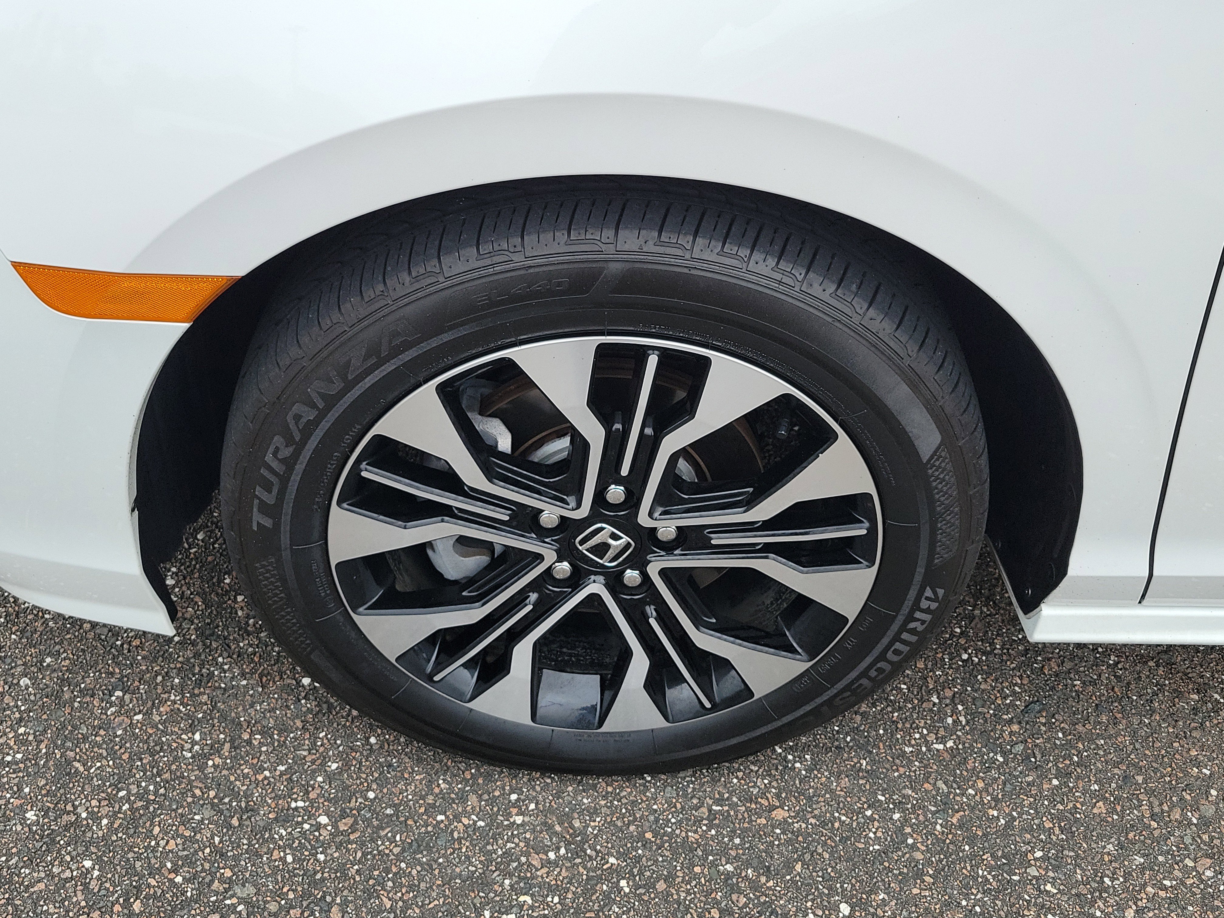Used 2025 Honda Odyssey Elite image 35