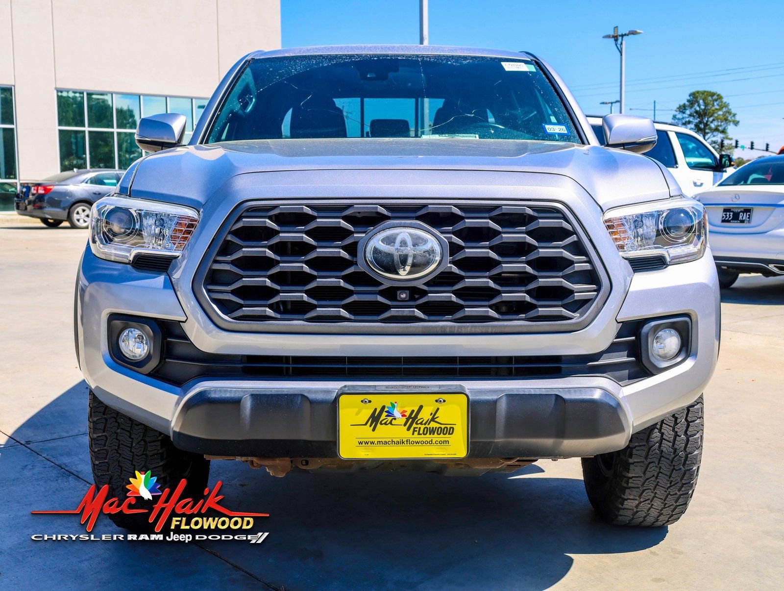 Used 2020 Toyota Tacoma TRD Off-Road w/ Advanced Technology Package image 3