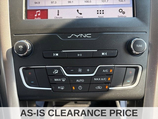 Used 2019 Ford Fusion SE FWD image 32