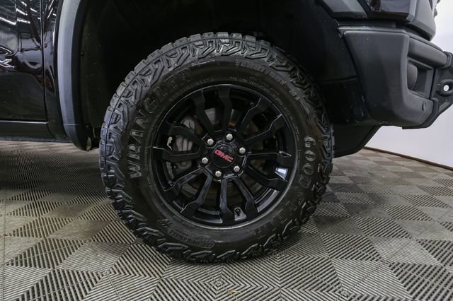 Used 2023 GMC Sierra 1500 AT4X AWD/4WD image 13