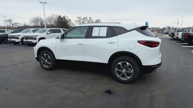 Certified 2025 Chevrolet Blazer LT AWD/4WD image 6