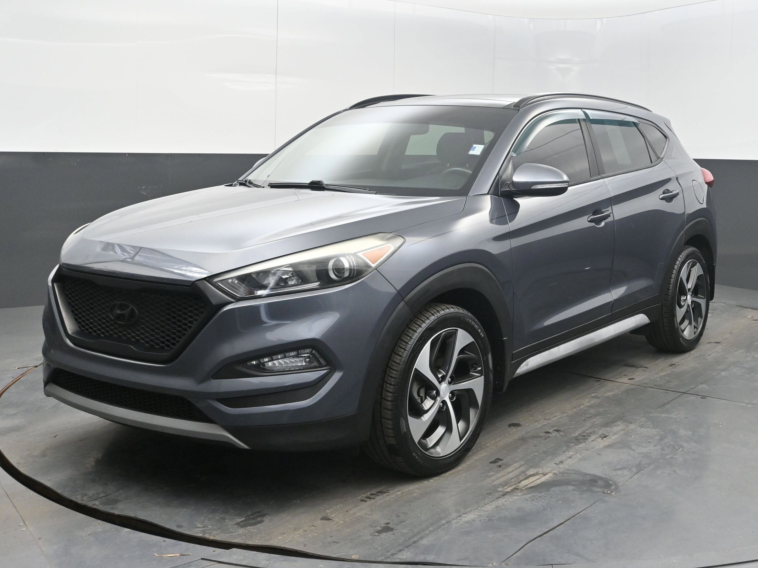 Used 2018 Hyundai Tucson Value image 3