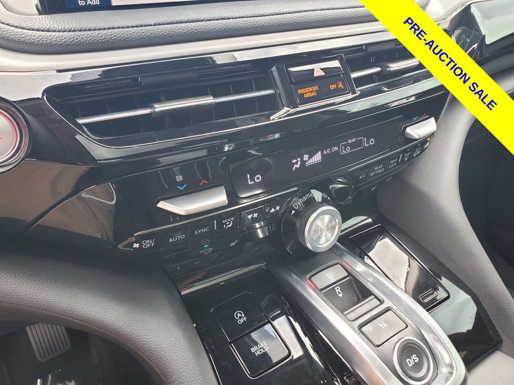 Used 2025 Acura MDX FWD image 31