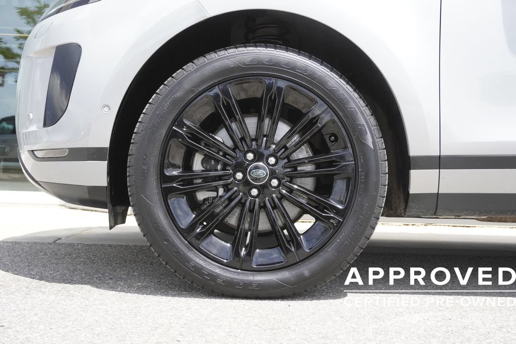 Used 2025 Land Rover Range Rover Evoque S AWD/4WD image 34