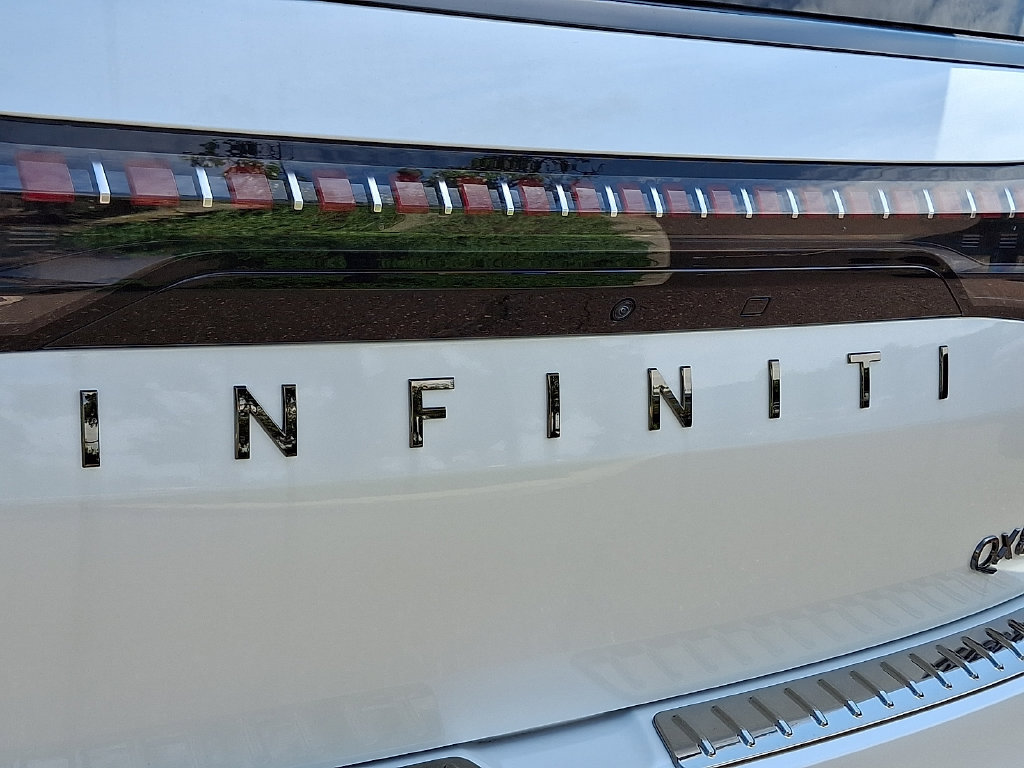 New 2027 INFINITI QX80 Sensory AWD/4WD image 21