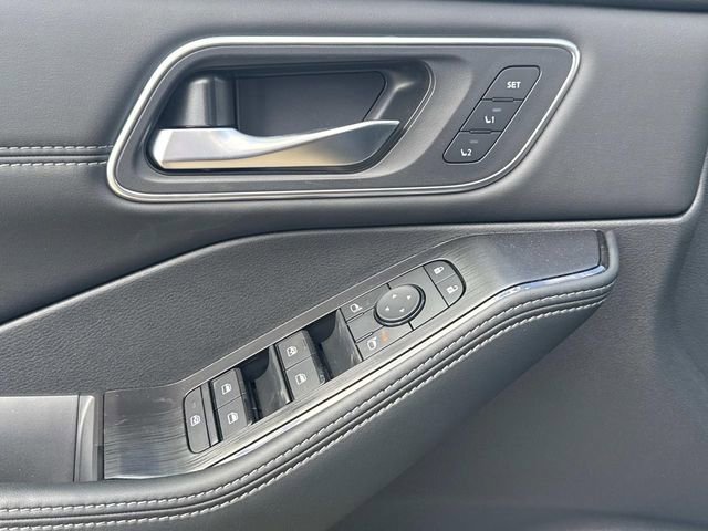 New 2026 Nissan Rogue Platinum AWD/4WD image 21