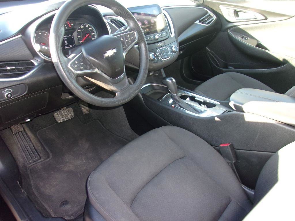 Used 2020 Chevrolet Malibu LT FWD image 6