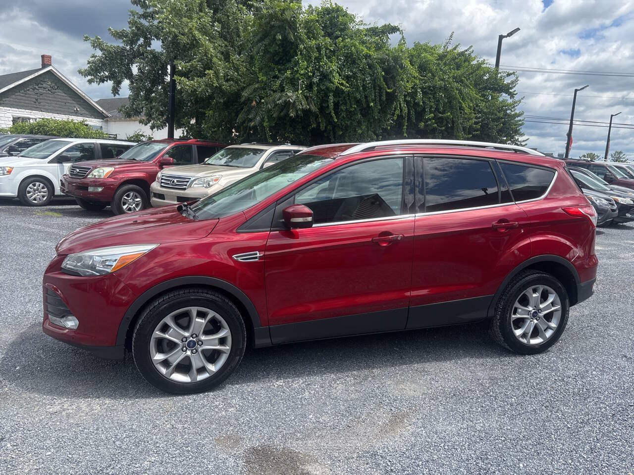 Used 2016 Ford Escape Titanium w/ Equipment Group 301A FWD image 9