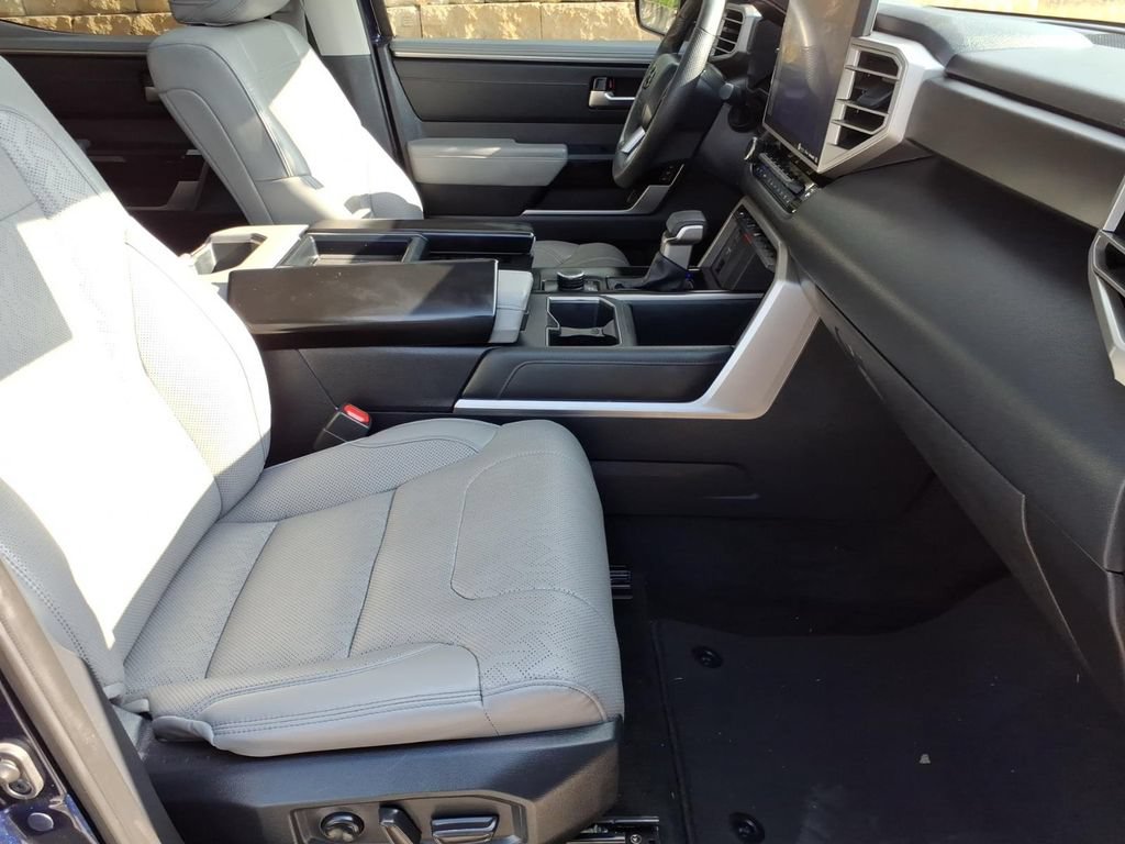 Used 2024 Toyota Tundra Limited RWD image 4