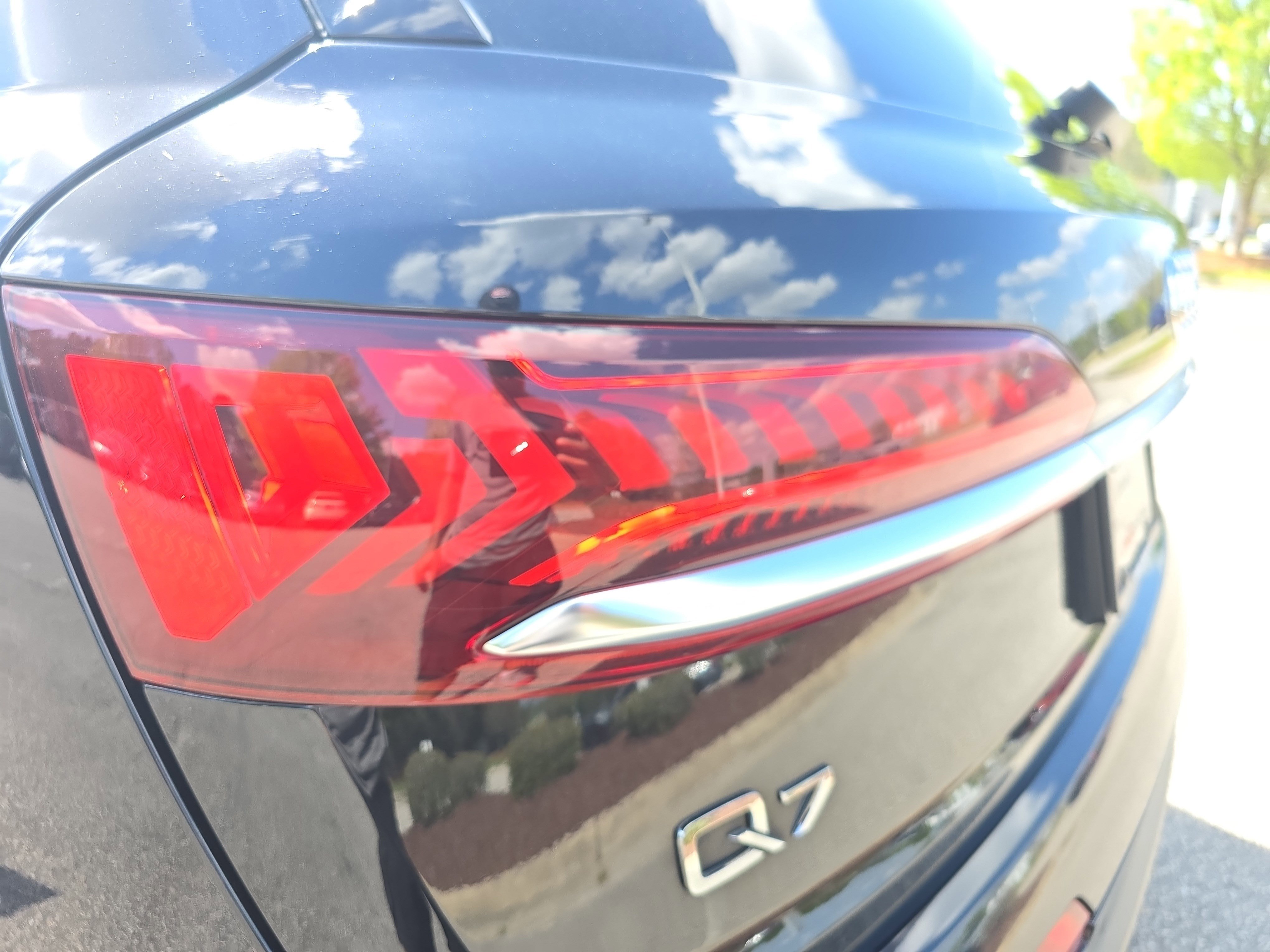 Used 2021 Audi Q7 3.0T Prestige image 33