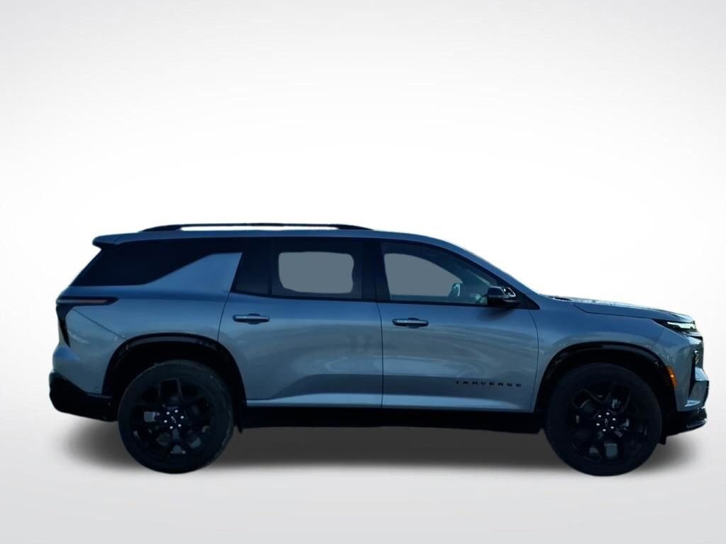 New 2026 Chevrolet Traverse RS FWD image 2