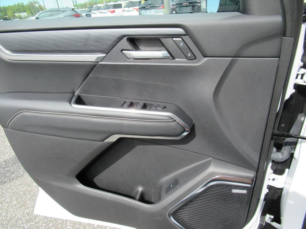 Used 2025 GMC Acadia Elevation image 20