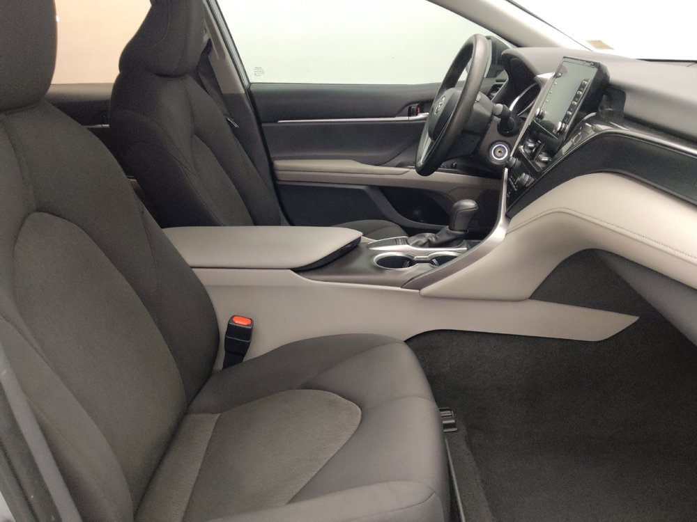 Used 2022 Toyota Camry LE FWD image 21