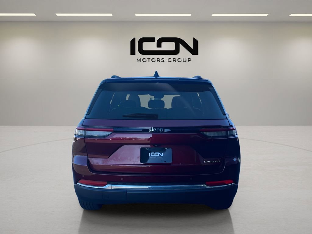 Used 2023 Jeep Grand Cherokee Limited w/ Luxury Tech Group II image 4