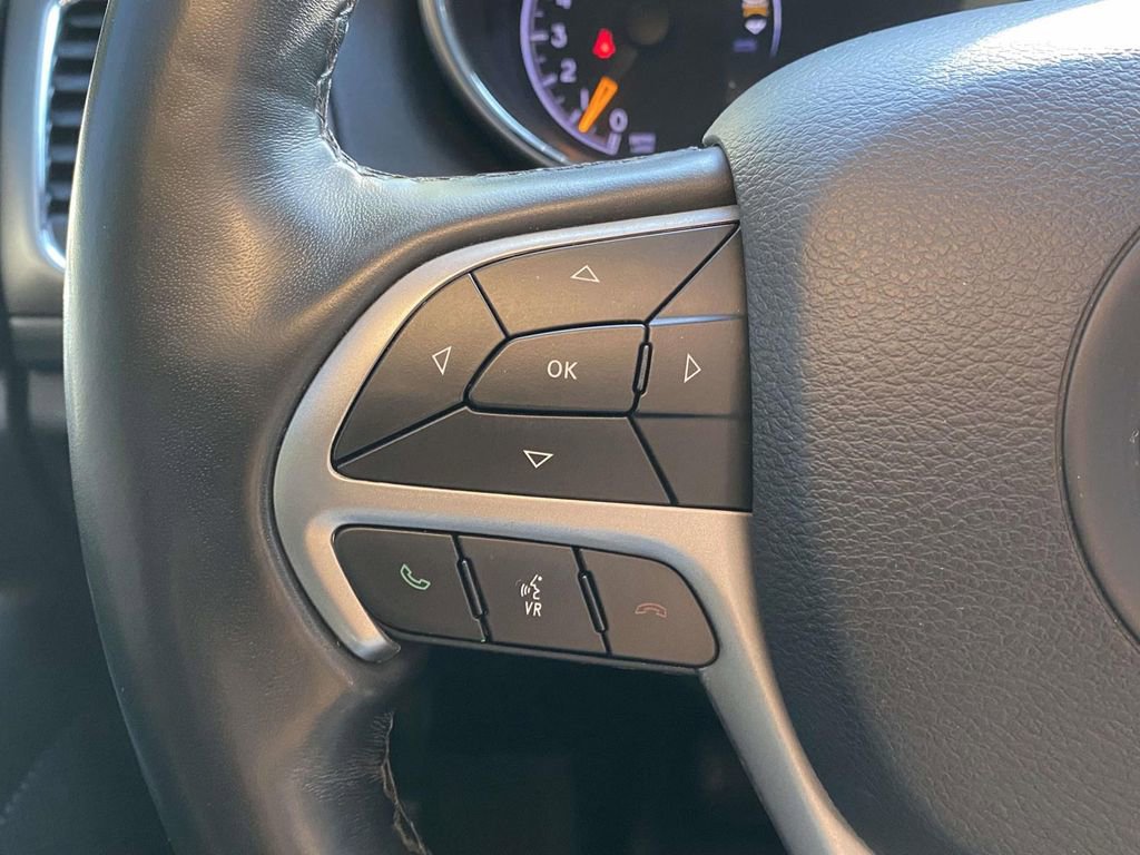 Used 2020 Jeep Grand Cherokee Altitude image 20