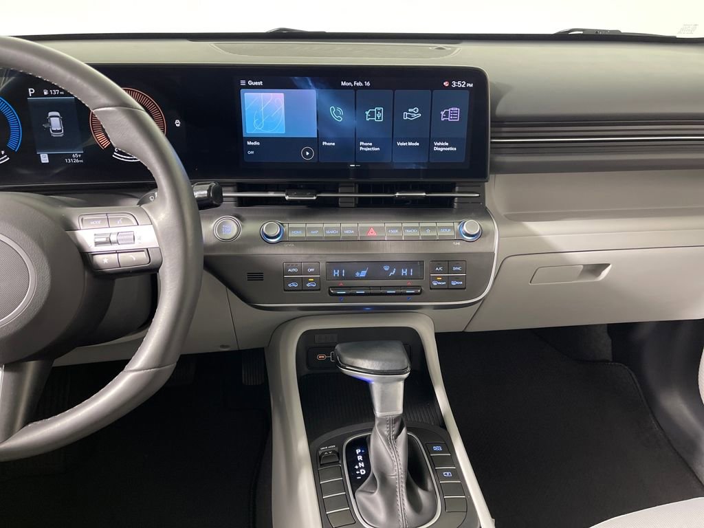 Certified 2025 Hyundai Kona SEL image 16