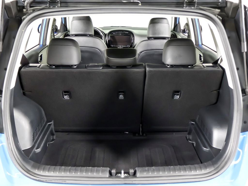 Used 2023 Kia Soul GT-Line FWD image 18
