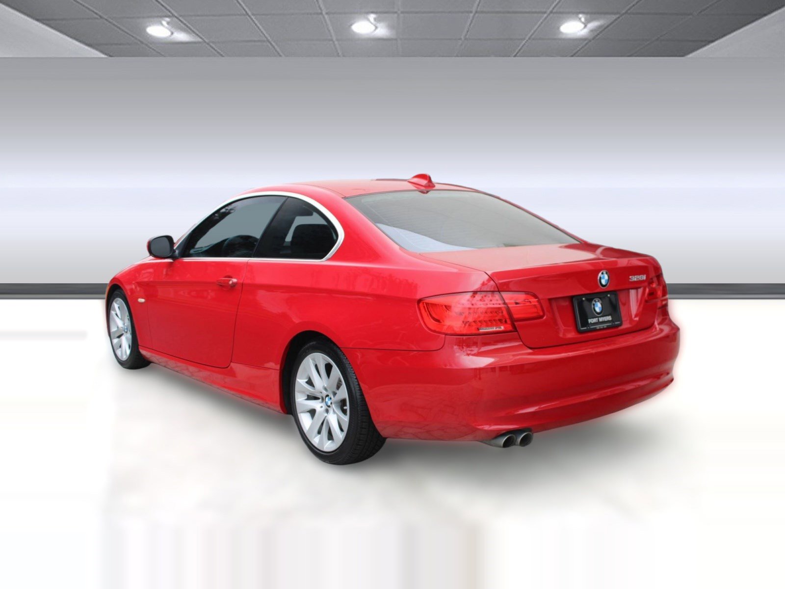 Used 2011 BMW 328i Coupe image 3