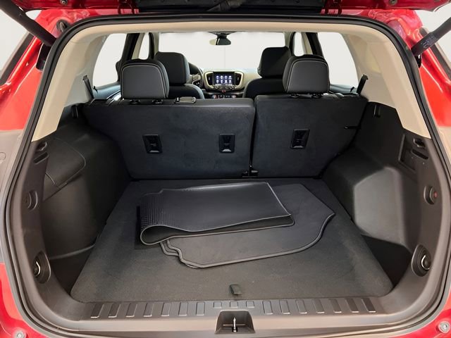 Used 2023 GMC Terrain Denali w/ Denali Premium Package AWD/4WD image 8