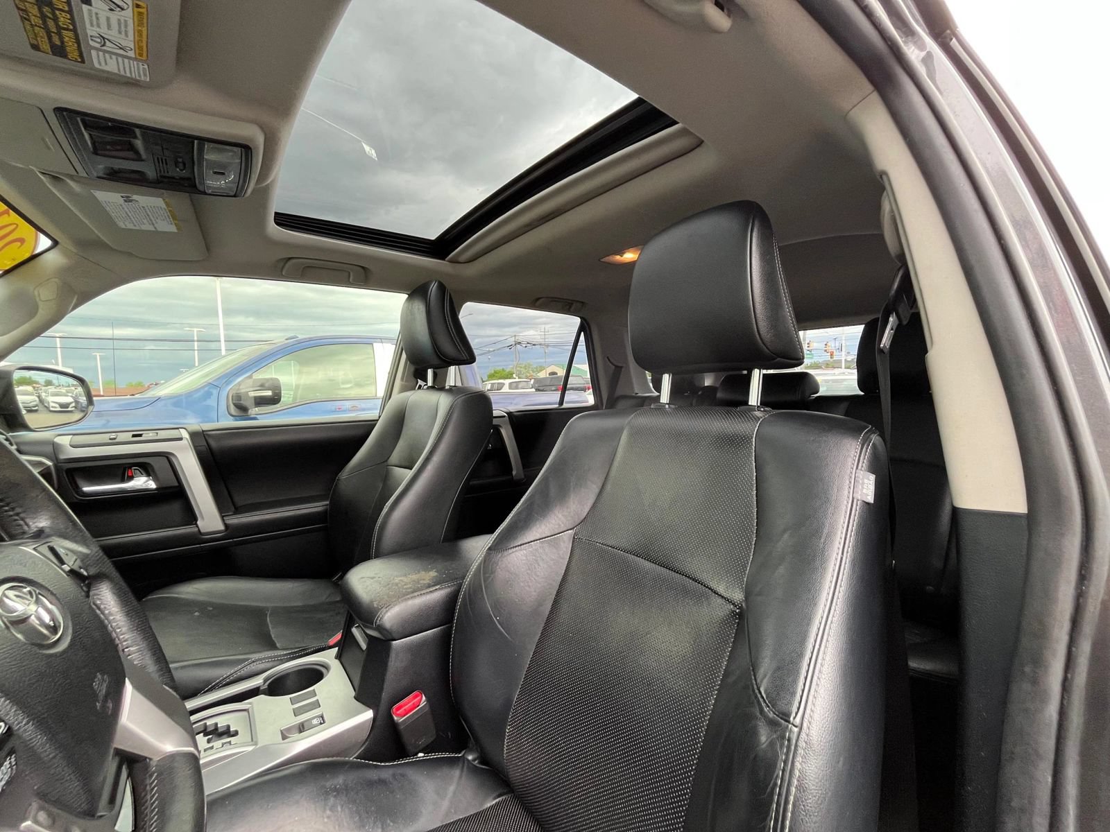 Used 2014 Toyota 4Runner Limited AWD/4WD image 26