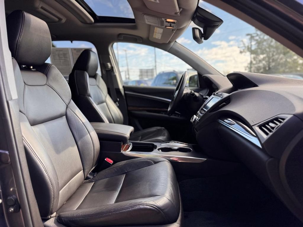 Used 2017 Acura MDX w/ Tech & Entertainment Packag AWD/4WD image 29