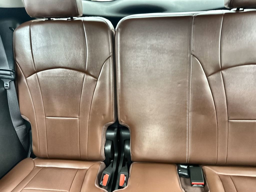 Used 2018 Buick Enclave Avenir w/ Avenir Technology Package FWD image 18