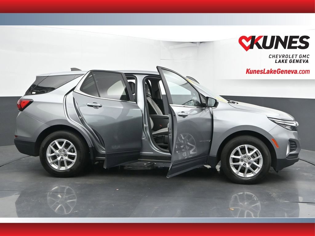 Used 2023 Chevrolet Equinox LT image 57
