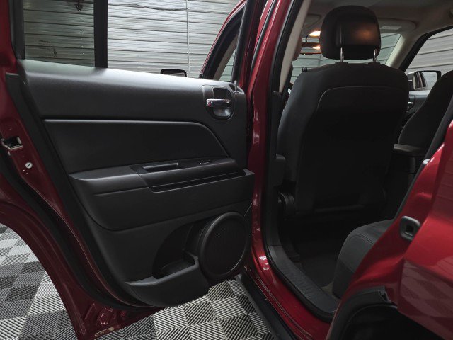 Used 2015 Jeep Patriot Sport w/ Power Value Group FWD image 28