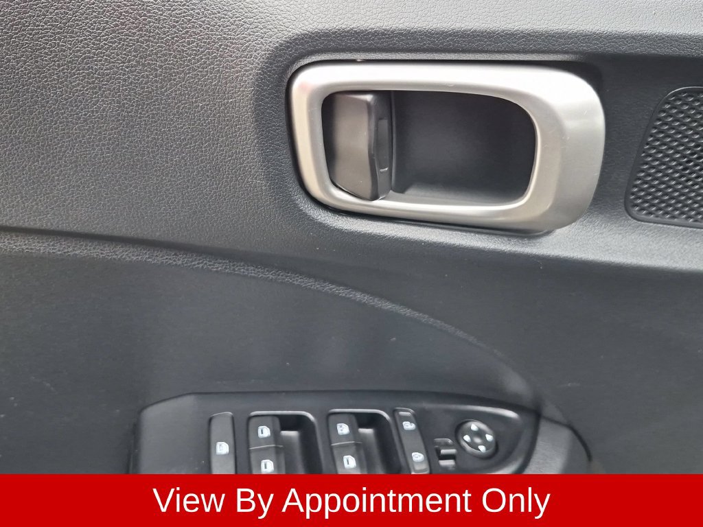 Used 2026 Hyundai Venue SEL FWD image 10