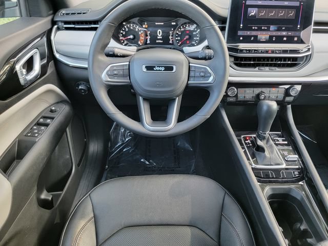 Certified 2023 Jeep Compass Limited AWD/4WD image 31