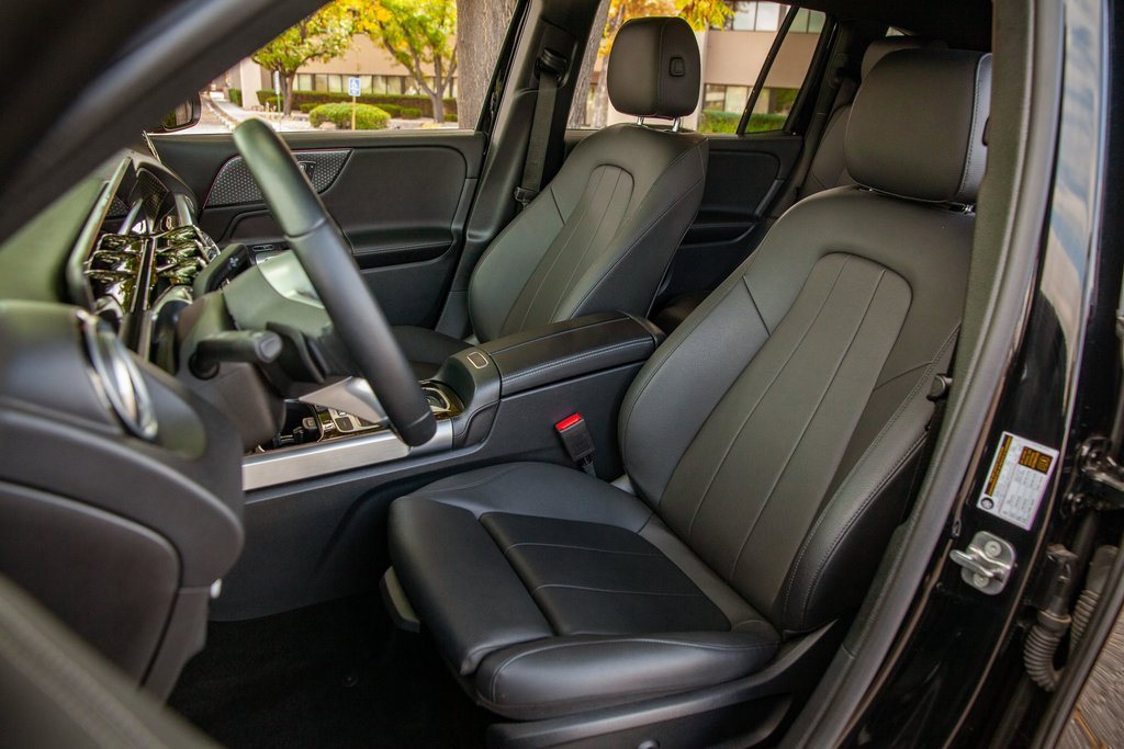 Used 2024 Mercedes-Benz GLB 250 image 13