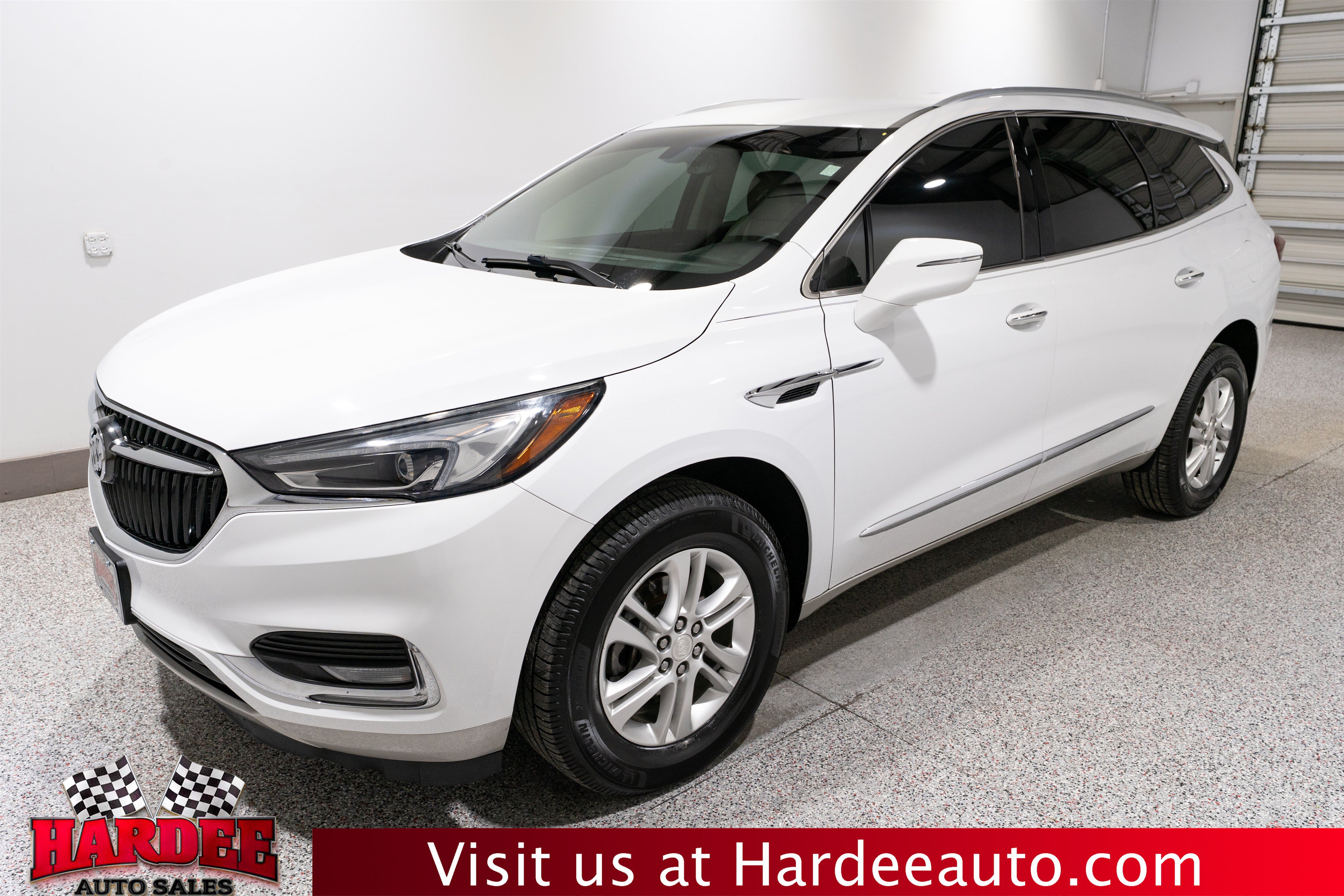 Used 2020 Buick Enclave Essence AWD/4WD image 2