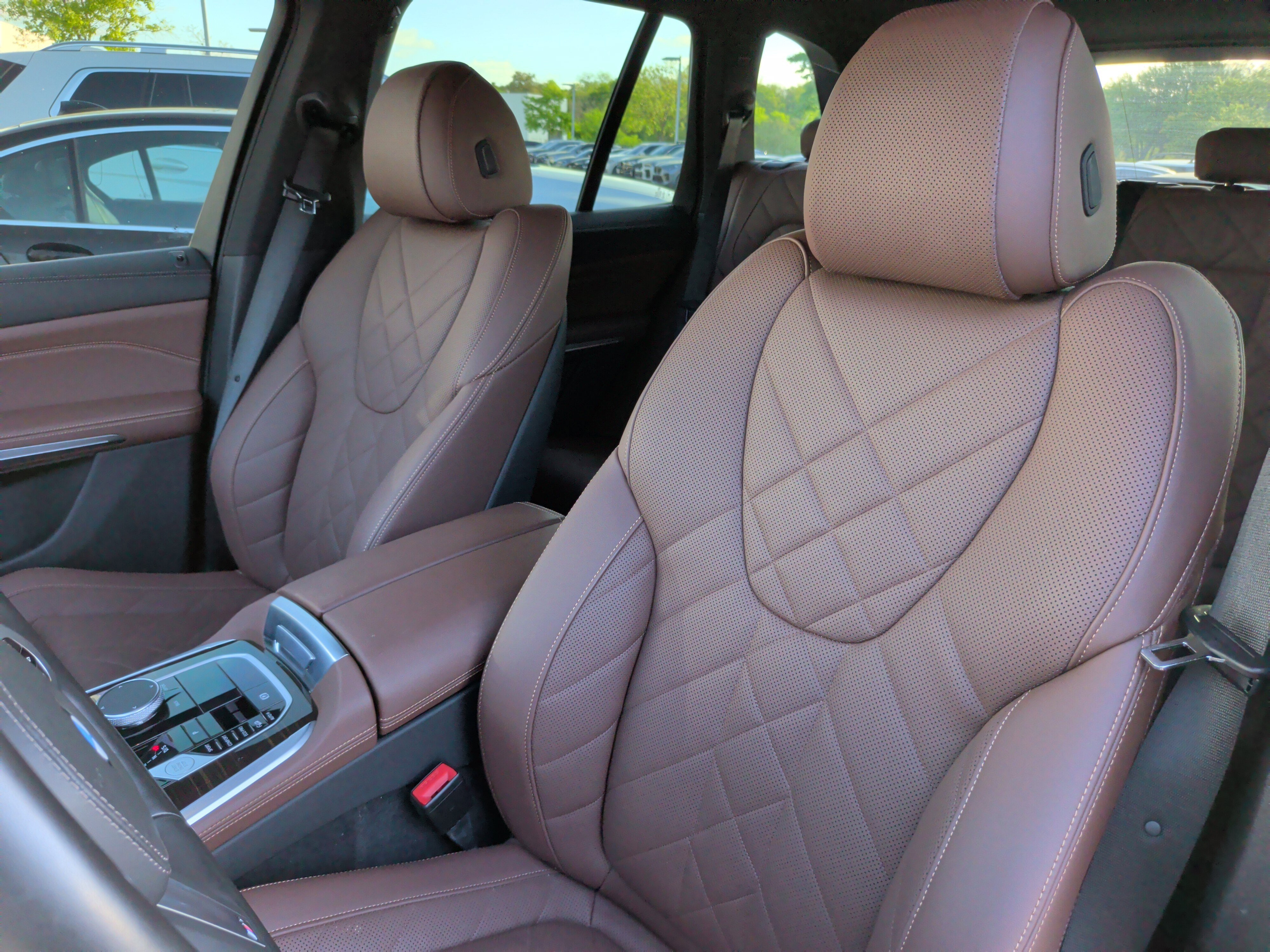 Certified 2024 BMW X5 xDrive40i w/ M Sport Package image 25