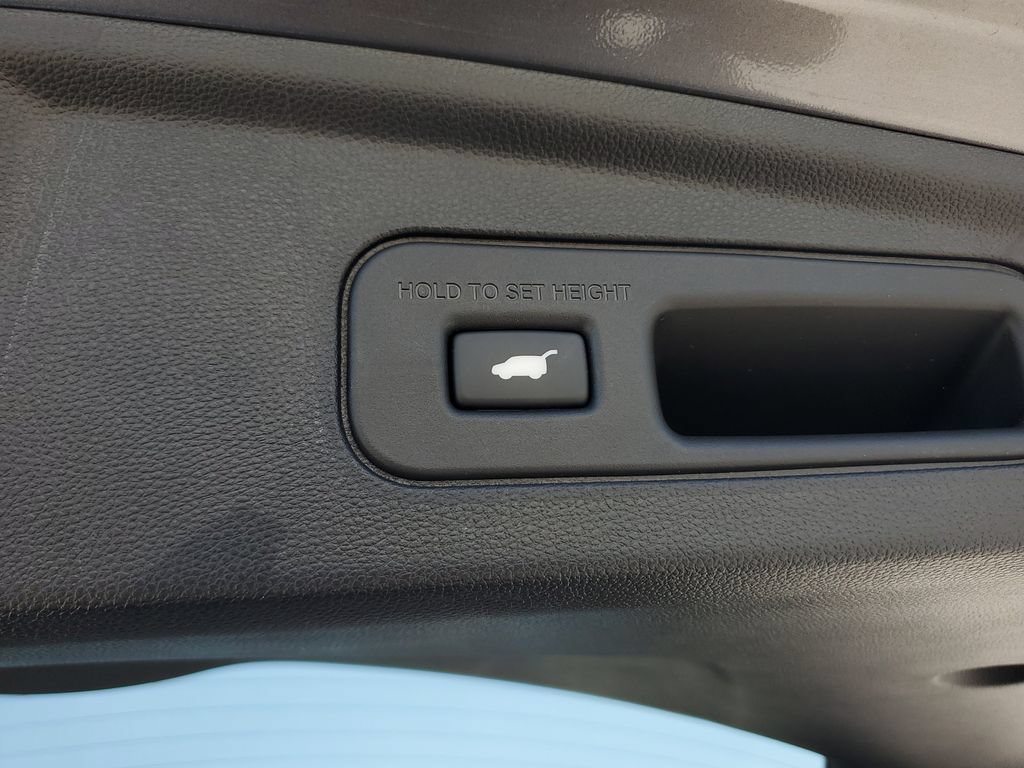Certified 2026 Acura MDX w/ Technology Package FWD image 10