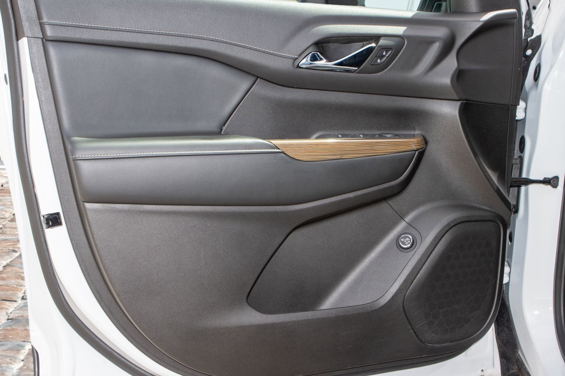 Certified 2022 GMC Acadia SLE w/ Driver Convenience Package image 35