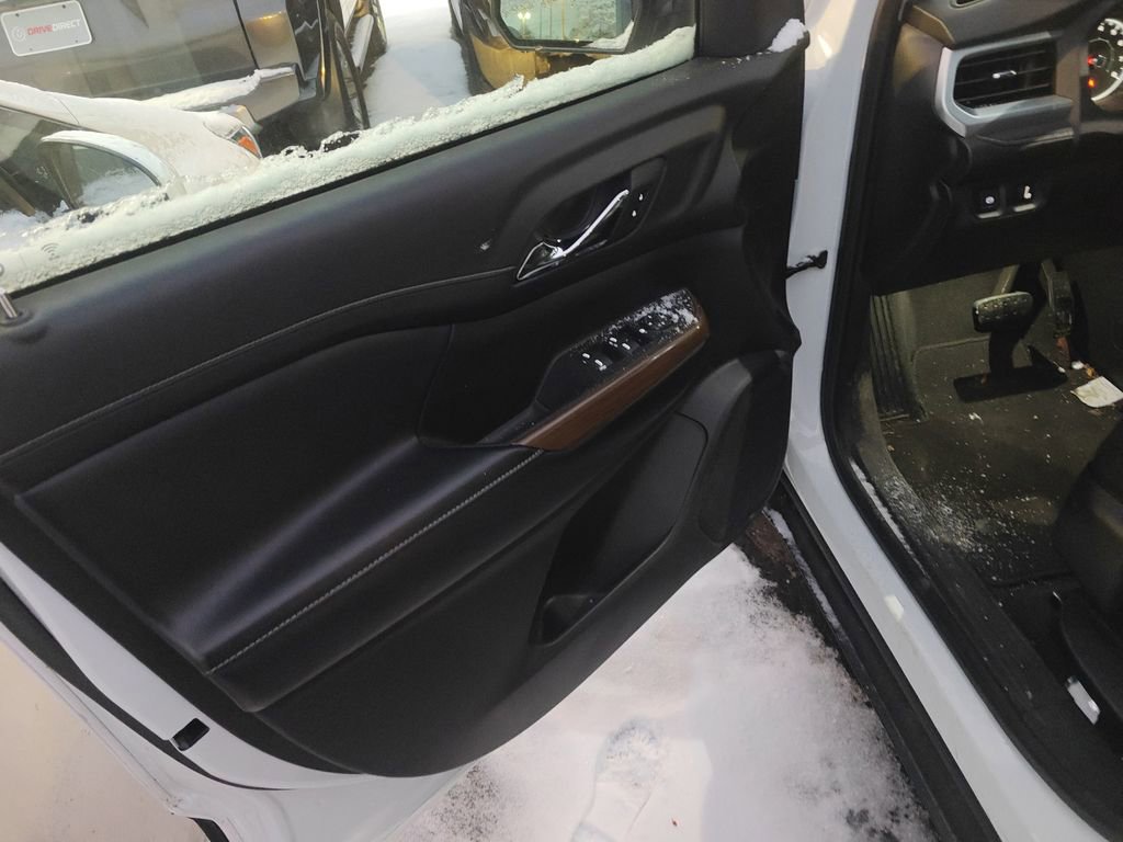 Used 2019 GMC Acadia SLE image 5